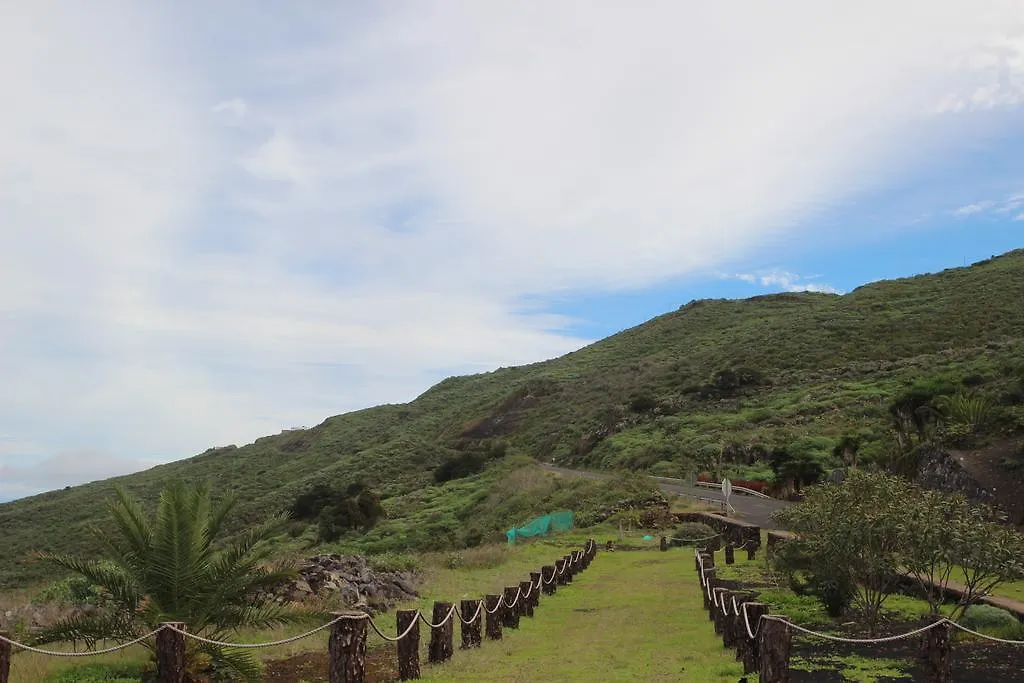乡村民宿 Casa Rural La Hojalata 莫卡诺尔