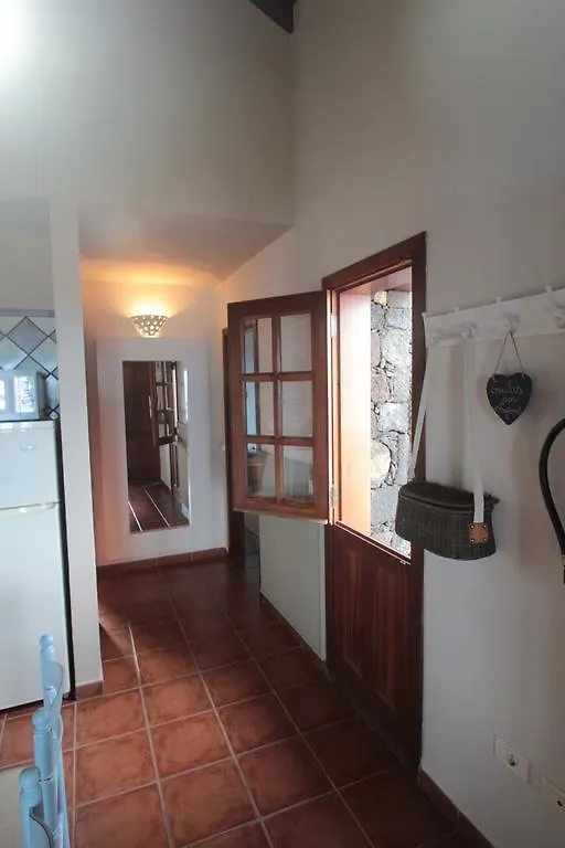Casa Rural la Hojalata Mocanal