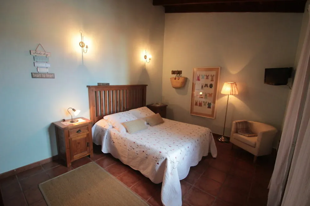 Casa Rural la Hojalata Mocanal 0*,